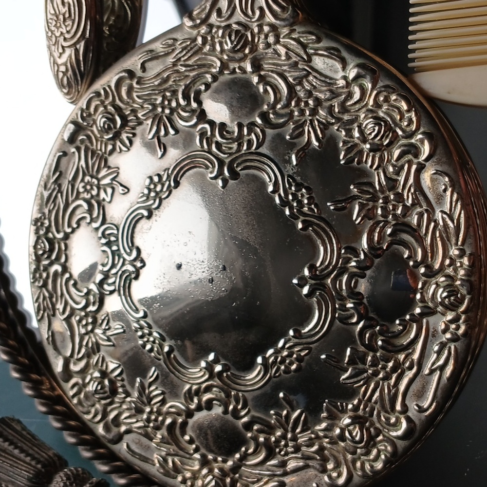 Vintage Ladies grooming Mirror, Brush and Comb. - Picture 2 of 11